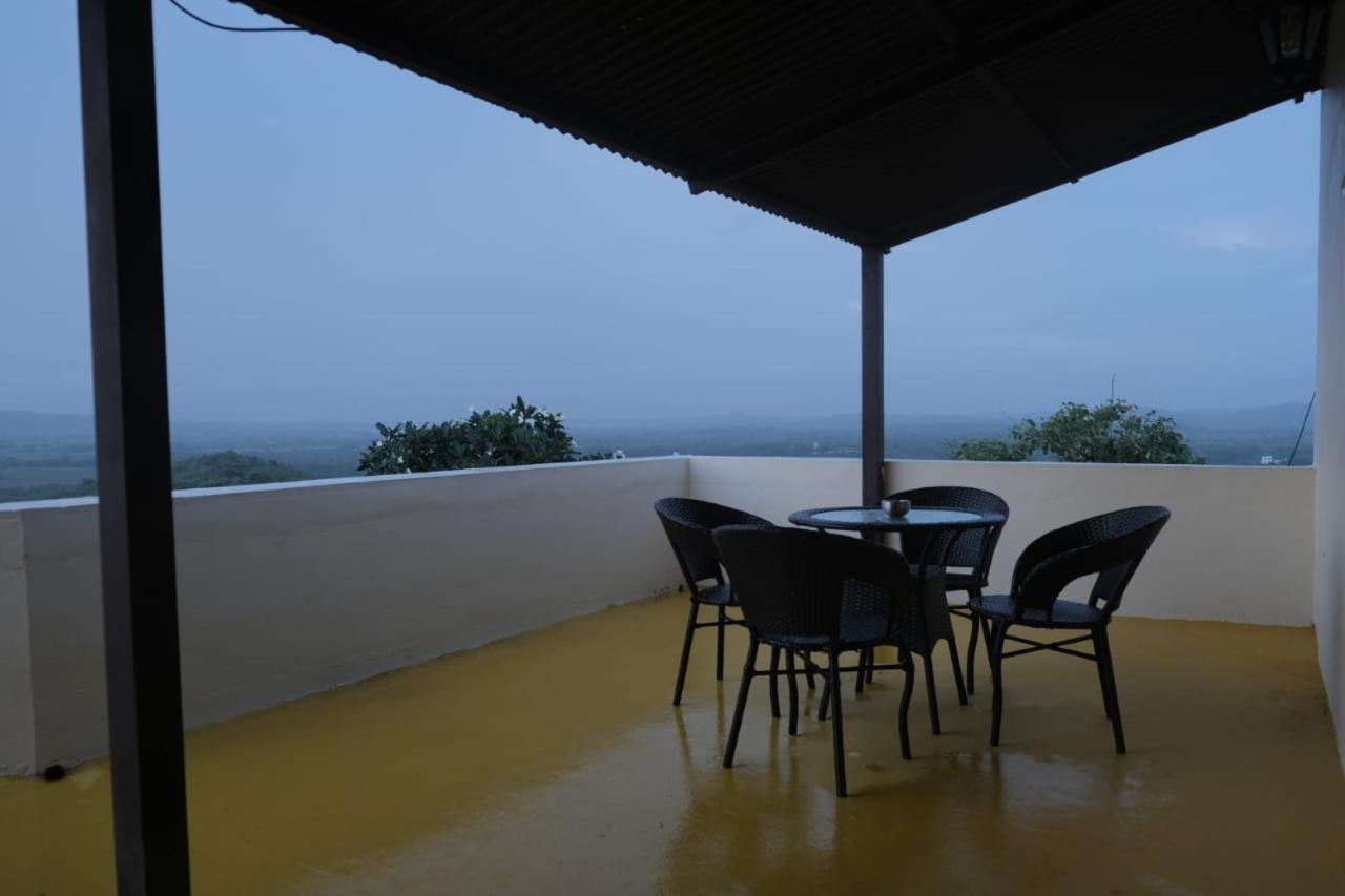 ג'ונגאדה Hotel Ashirwad מראה חיצוני תמונה